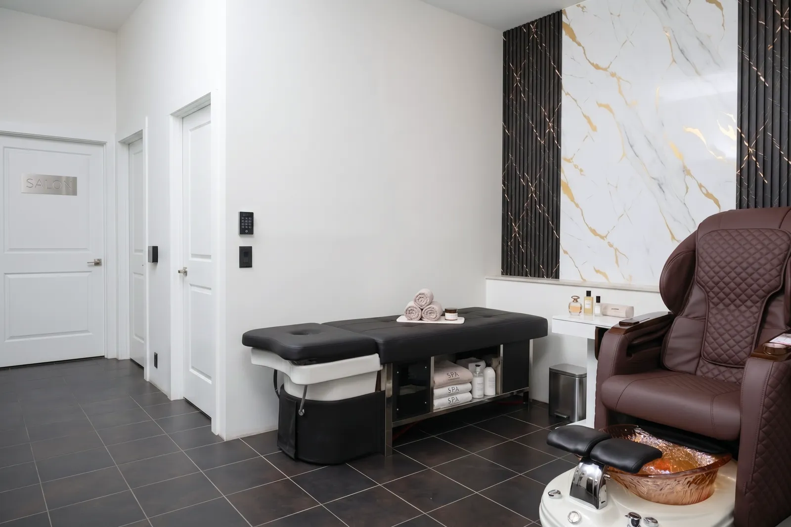 Massage & Spa